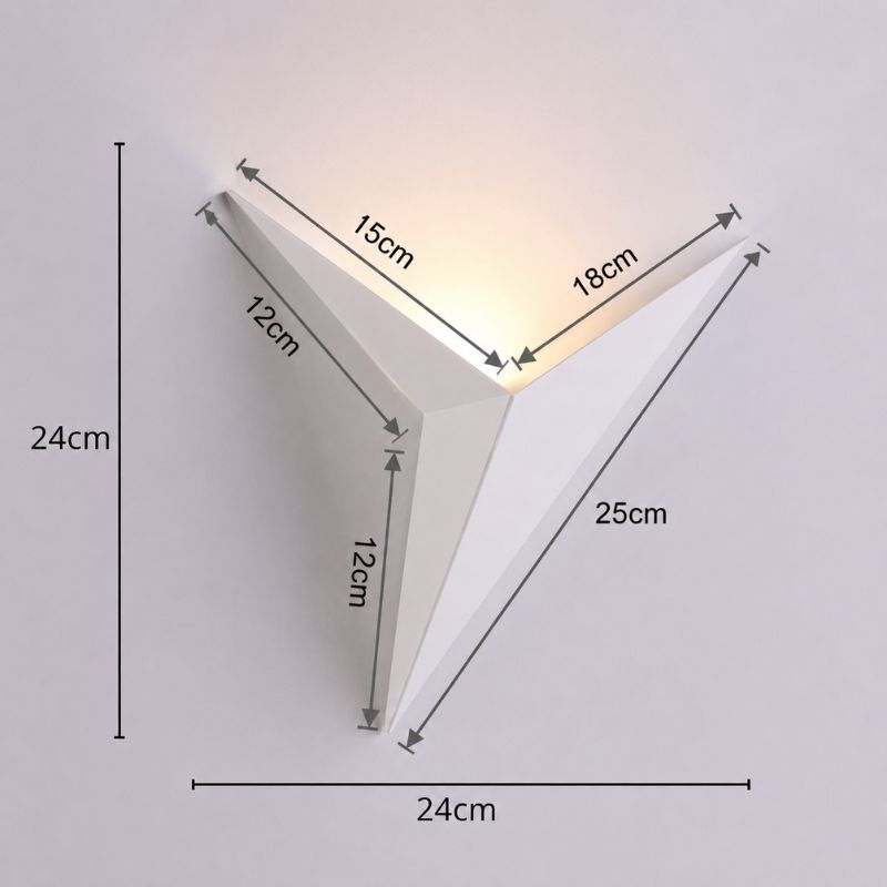 Luminária Arandela de Parede Minimalista Triangular Cosenza LEDZ – Preto/Branco/Dourado