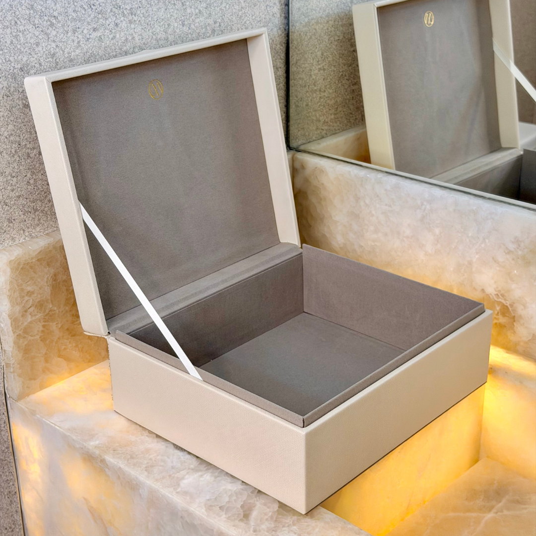 Caixa Decorativa em MDF e PU Branca 27,5cm