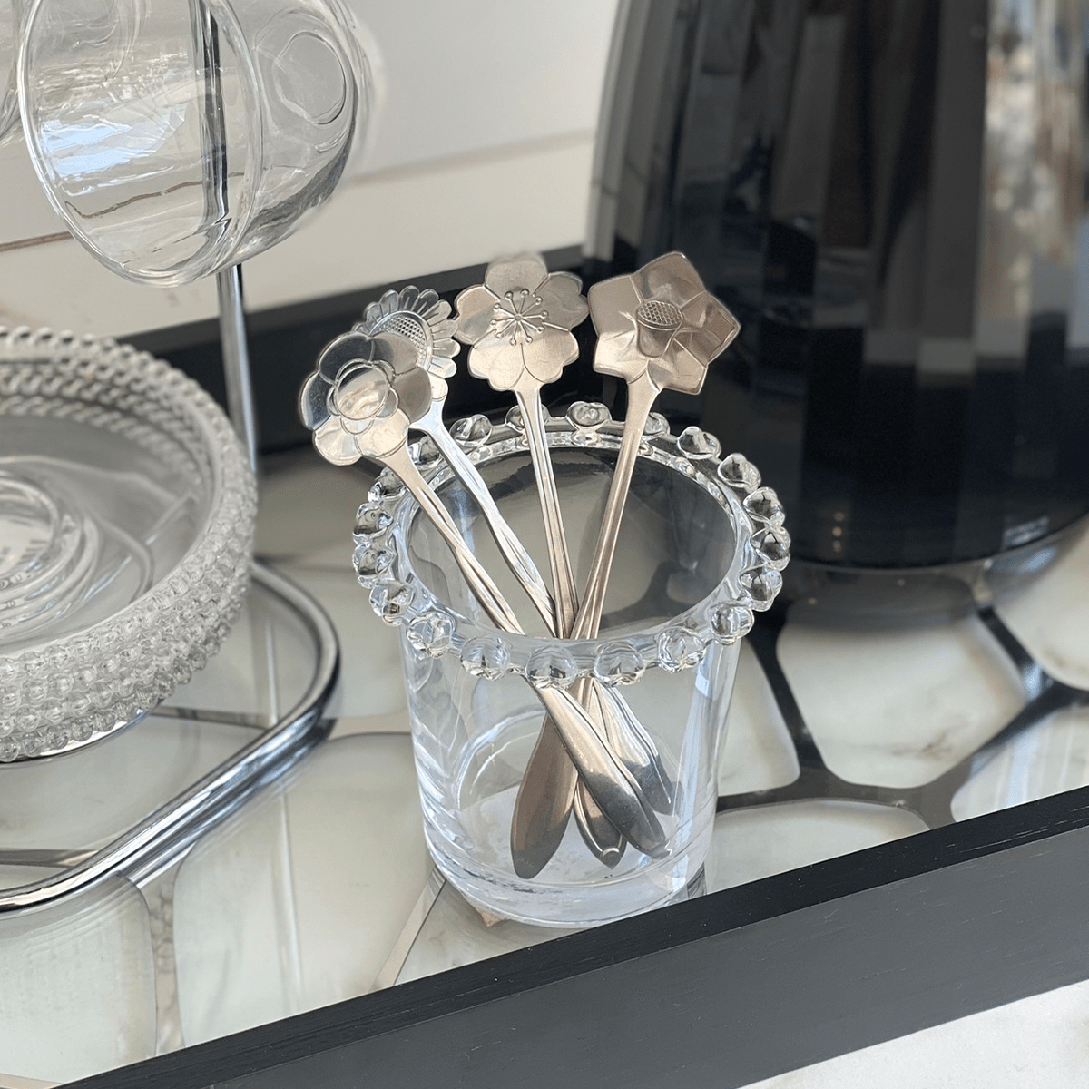 Jogo de Colheres em Aço Inox Estilo Flor 4 Peças