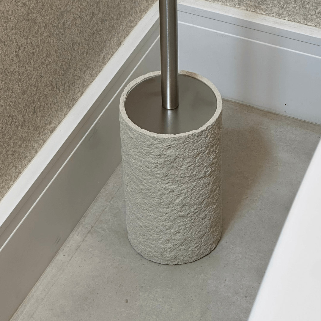 Escova Sanitára em Polirresina Branca 37cm