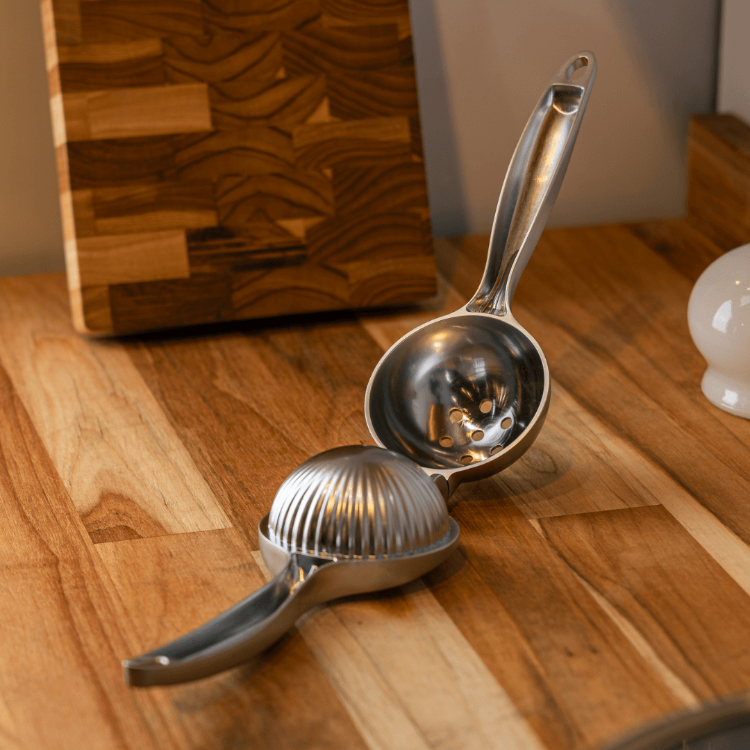 Espremedor de Limão Inox Cabo Antiderrapante Chef 22cm