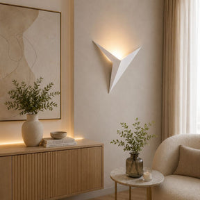 Luminária Arandela de Parede Minimalista Triangular Cosenza LEDZ – Preto/Branco/Dourado