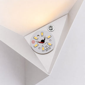 Luminária Arandela de Parede Minimalista Triangular Cosenza LEDZ – Preto/Branco/Dourado
