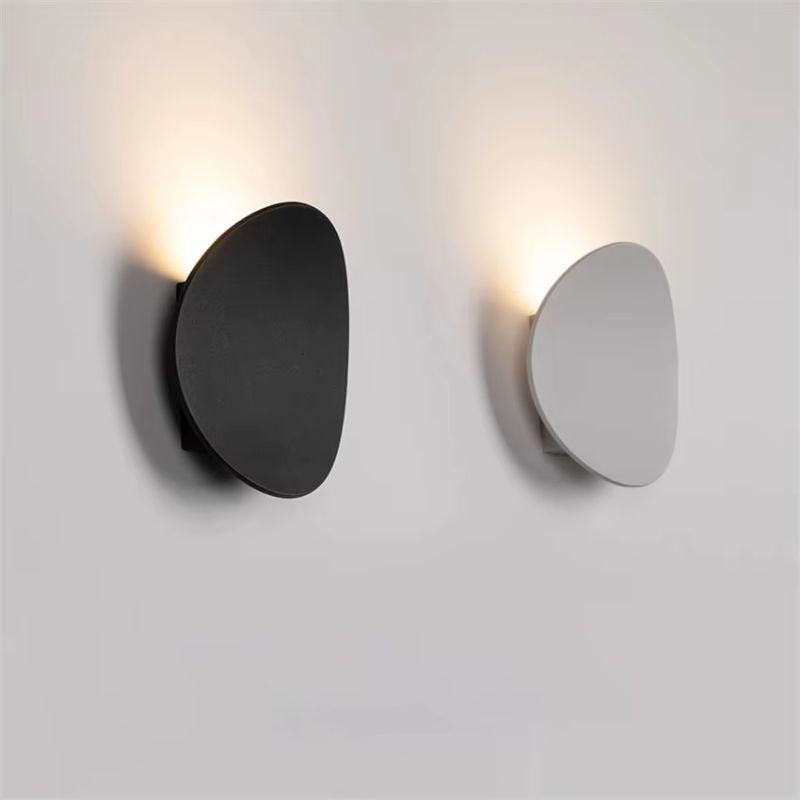Luminária Arandela de Parede Interna/Externa à Prova D'Água IP65 Scudo LEDZ - Preto/Branco - 18cm
