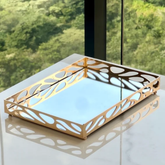 Bandeja em Metal Espelhada Leaf Dourada 27cm