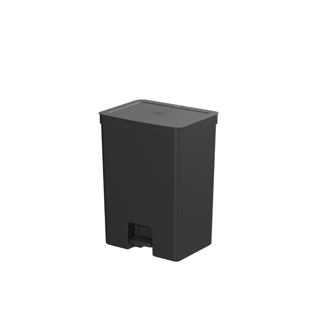 Lixeira de Pedal Trium 46 Litros com Cesto 4 Litros Preta
