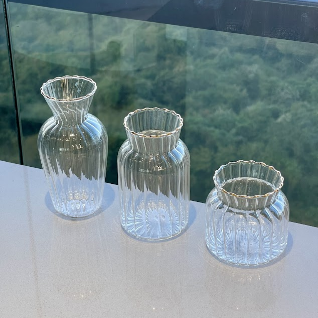 Mini Vaso com Borda Dourada G 15cm