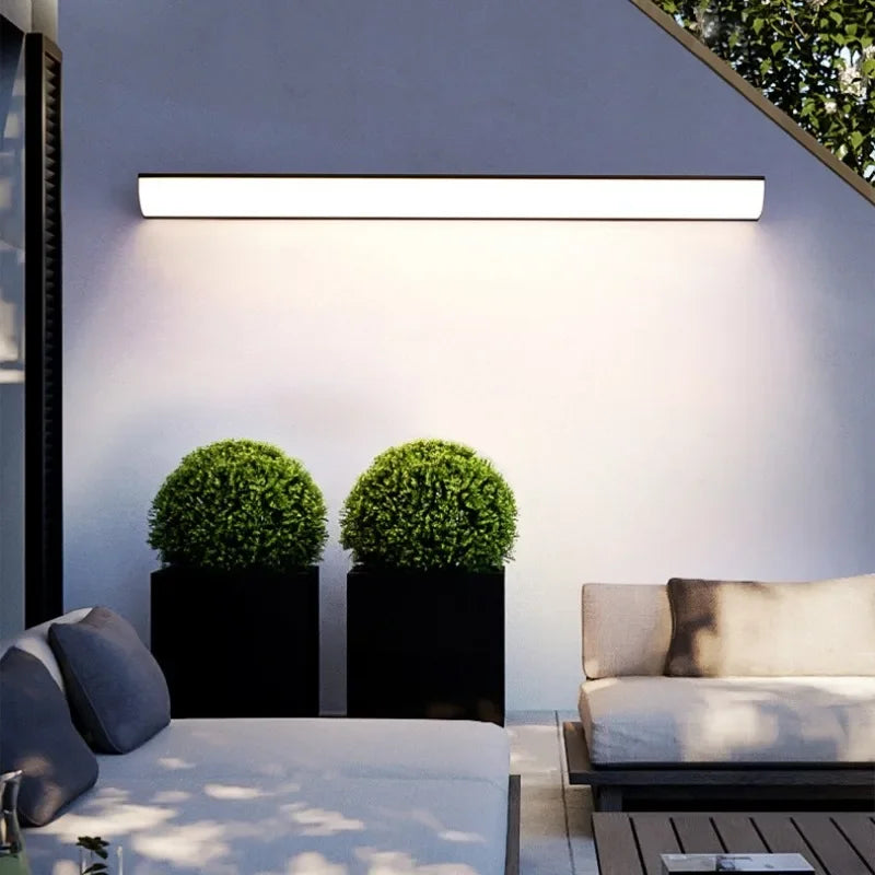 Luminária Arandela de Parede Externa à Prova D´Água IP65 Perfil Led - Preto/Branco - 50cm/90cm