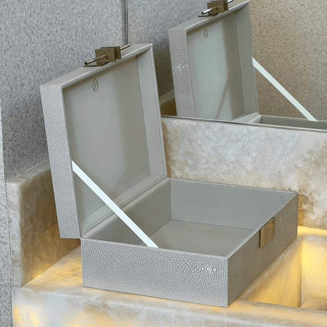 Caixa Decorativa em MDF e PU Cinza 32,5cm G