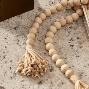 Colar Decorativo de Madeira Bege 151cm