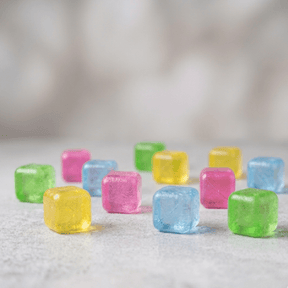 Jogo 12 Cubos de Gelo Reutilizáveis Coloridos 2,5cm