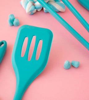 Espátula Vazada de Silicone Duplo Verde
