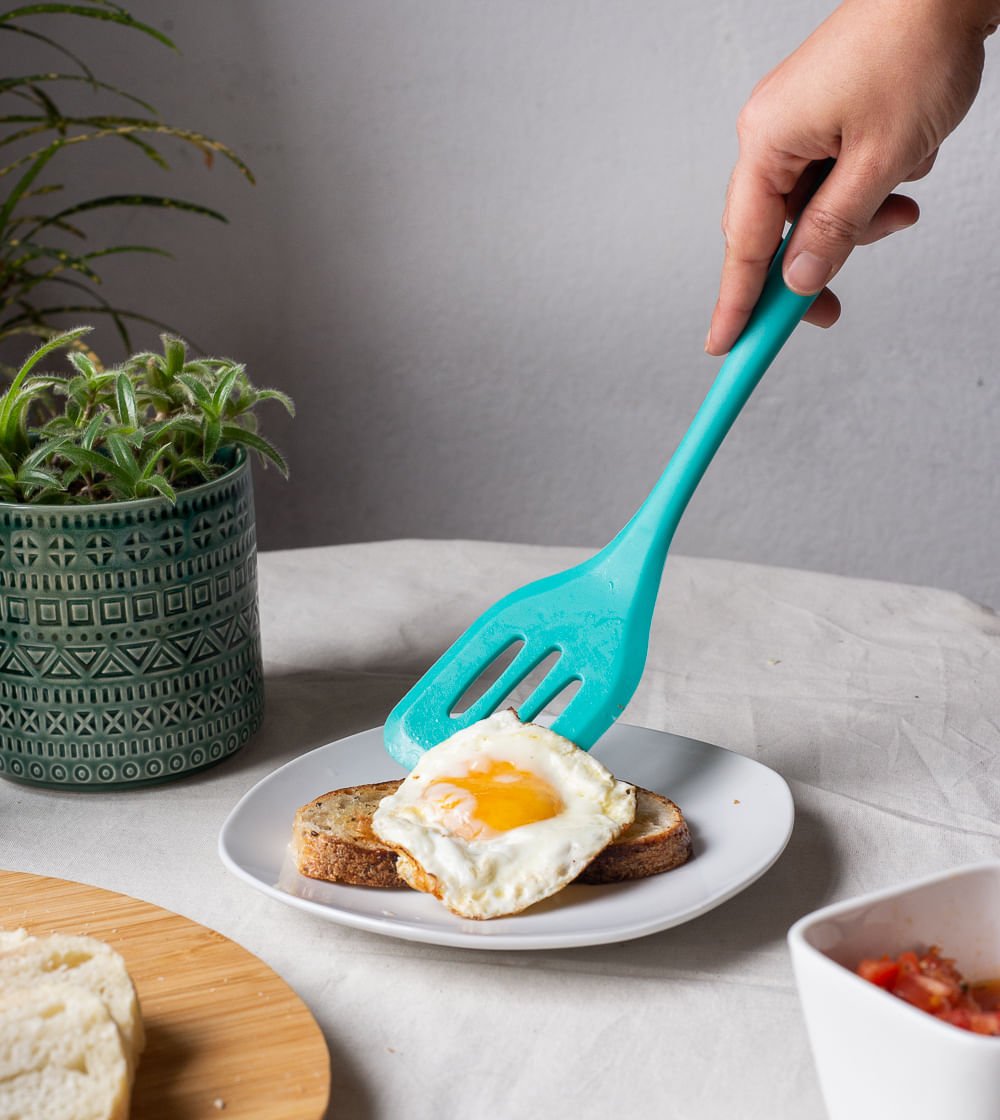 Espátula Vazada de Silicone Duplo Verde