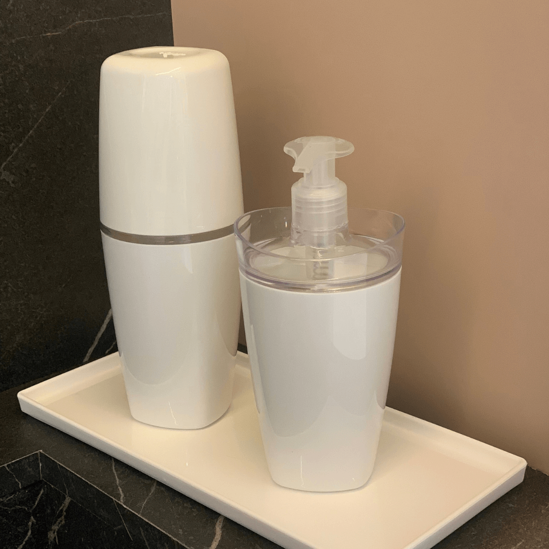 Jogo De Banheiro  Porta Escova e Porta Sabonete Liquido Tule Branco