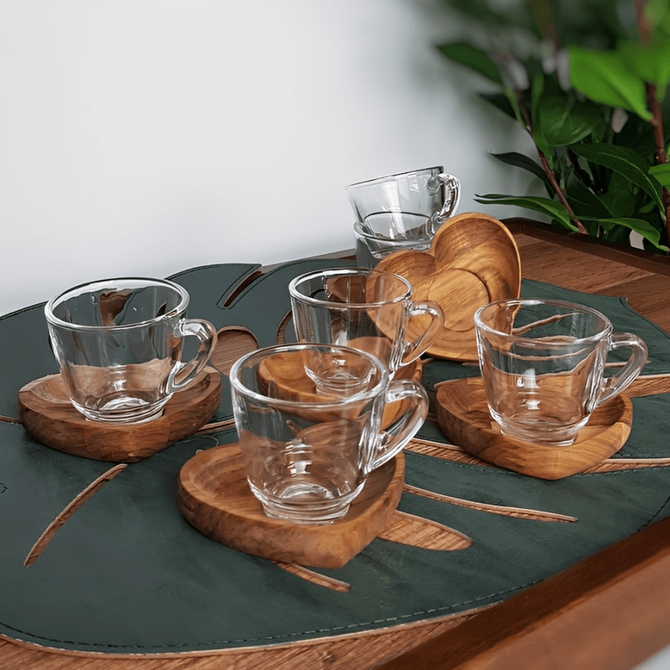 Jogo de Xícaras de Café com Pires de Coração Madeira Teca 75ml - 6 Peças