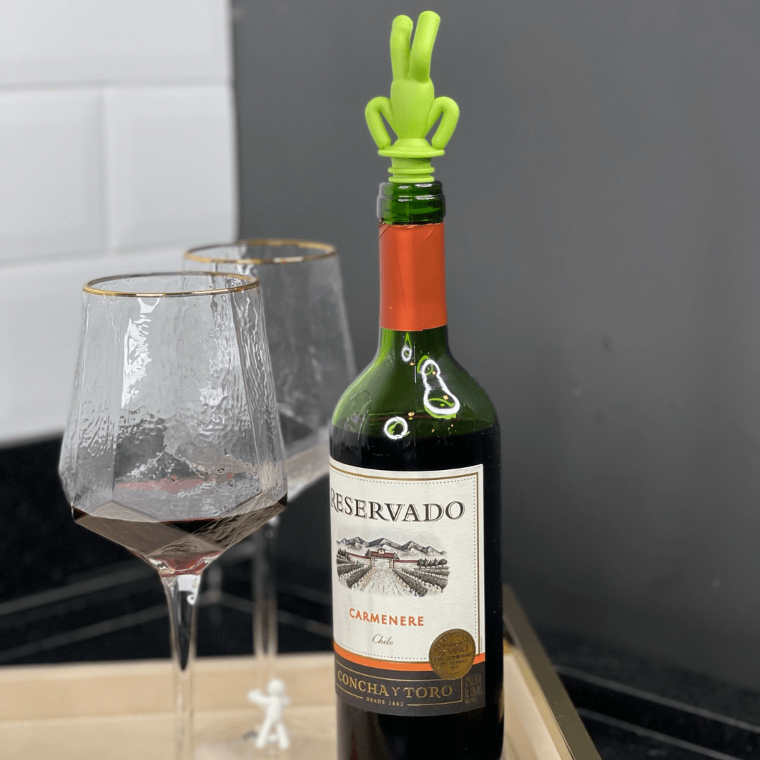 Kit Marca Taça com Rolha de Vinho Drinking Buddy 7 Peças
