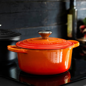 Panela Redonda Signature laranja 24cm Le Creuset
