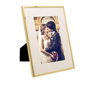 Porta Retrato em Aço Inox Basic Dourado 10cm x 15cm