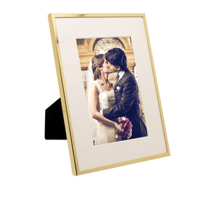 Porta Retrato em Aço Inox Basic Dourado 13cm x 18cm