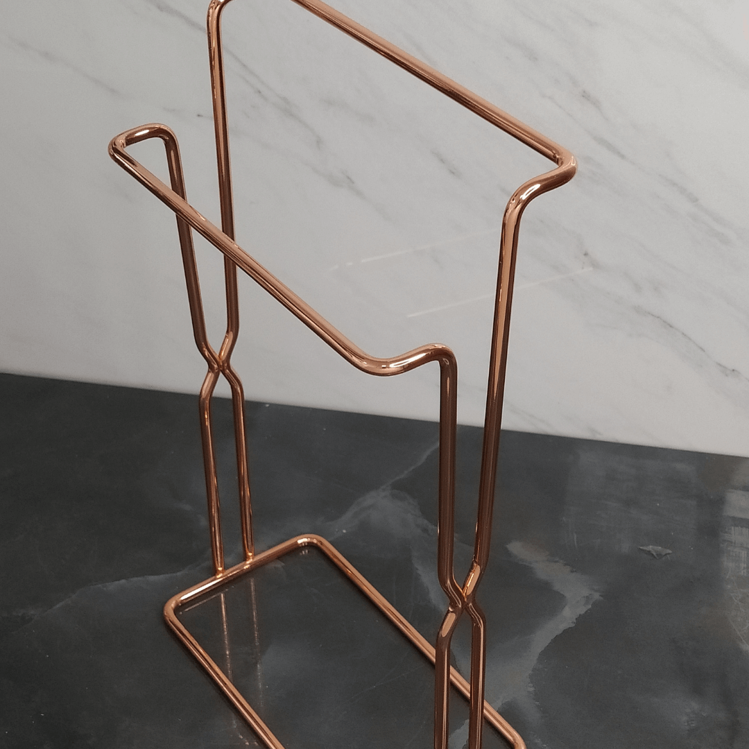 Porta Toalha de Bancada com Detalhe Lateral Rose Gold