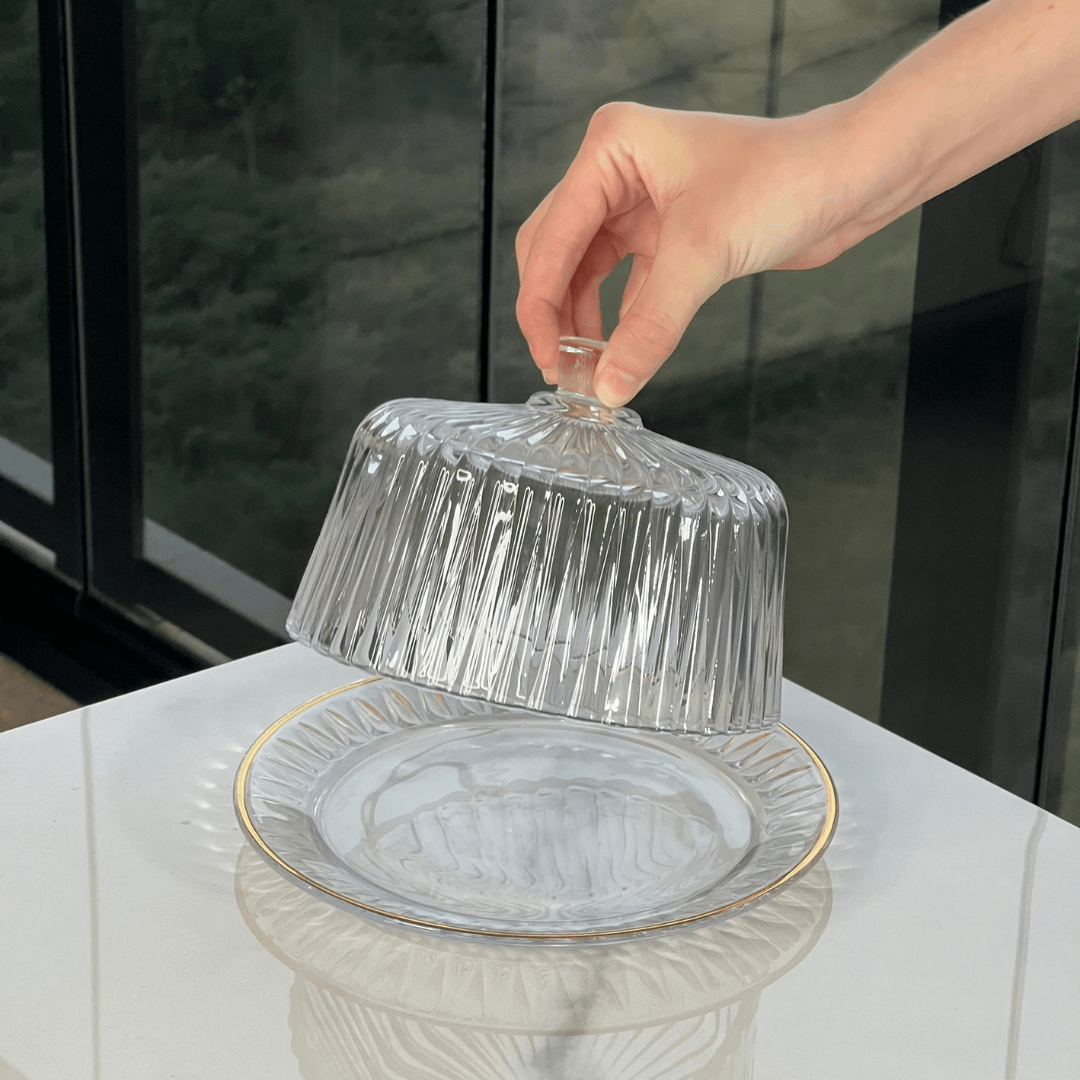 Queijeira Radial em Cristal com Tampa Fio de Ouro 20cm