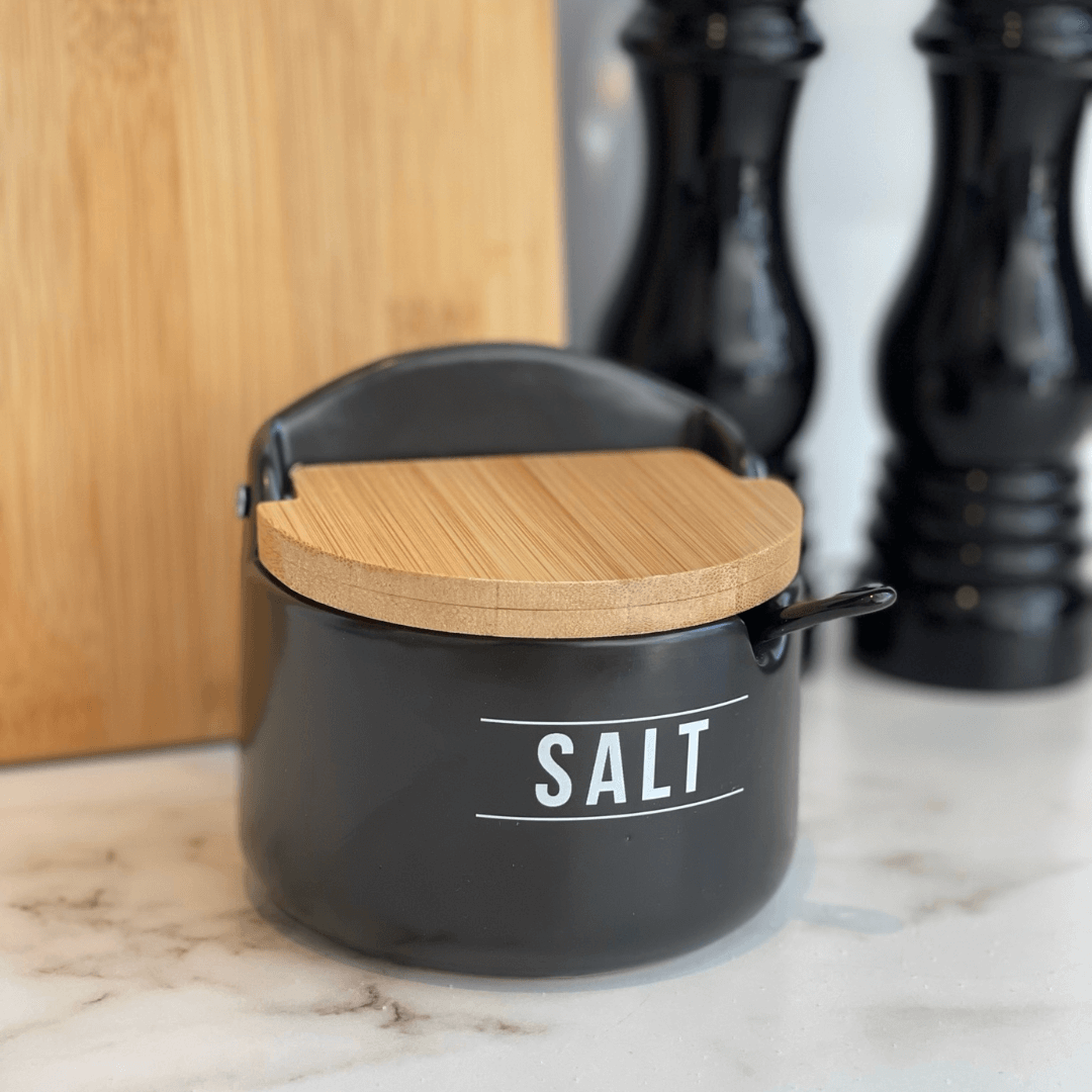 Saleiro de Porcelana com Colher Manhattan Preto 290ml